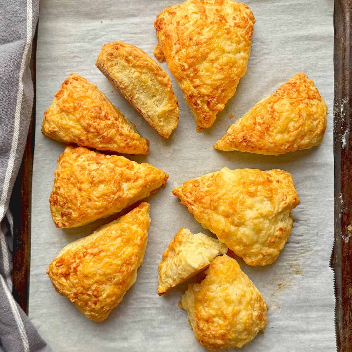 Homemade Easy Cheese Scones